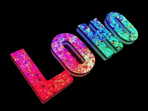 让色彩，随时间起舞