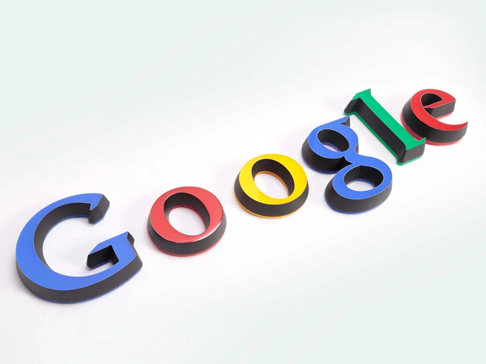 纯亚克力雕刻，小巧、精致、高辨识度