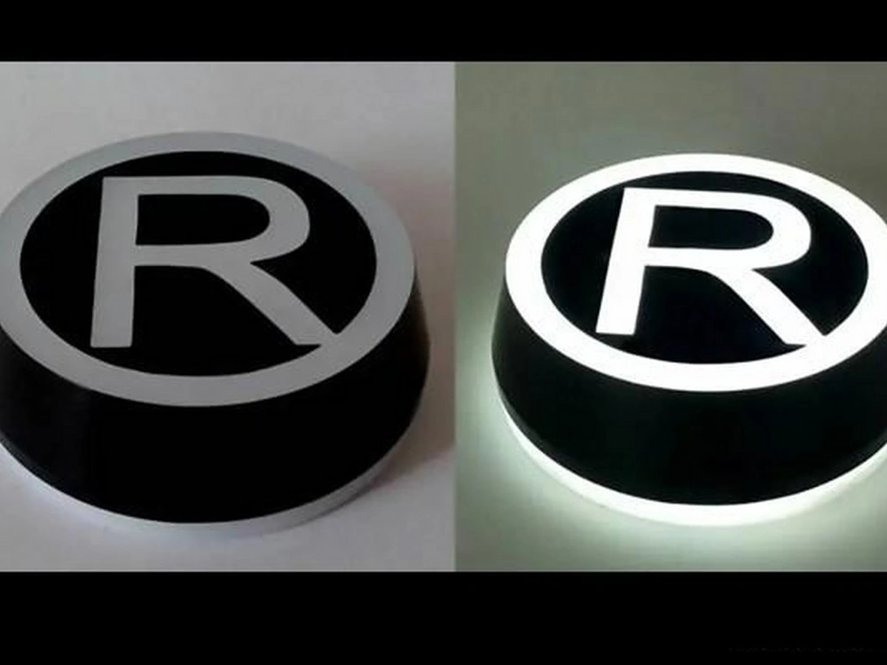 纯亚克力雕刻，小巧、精致、高辨识度