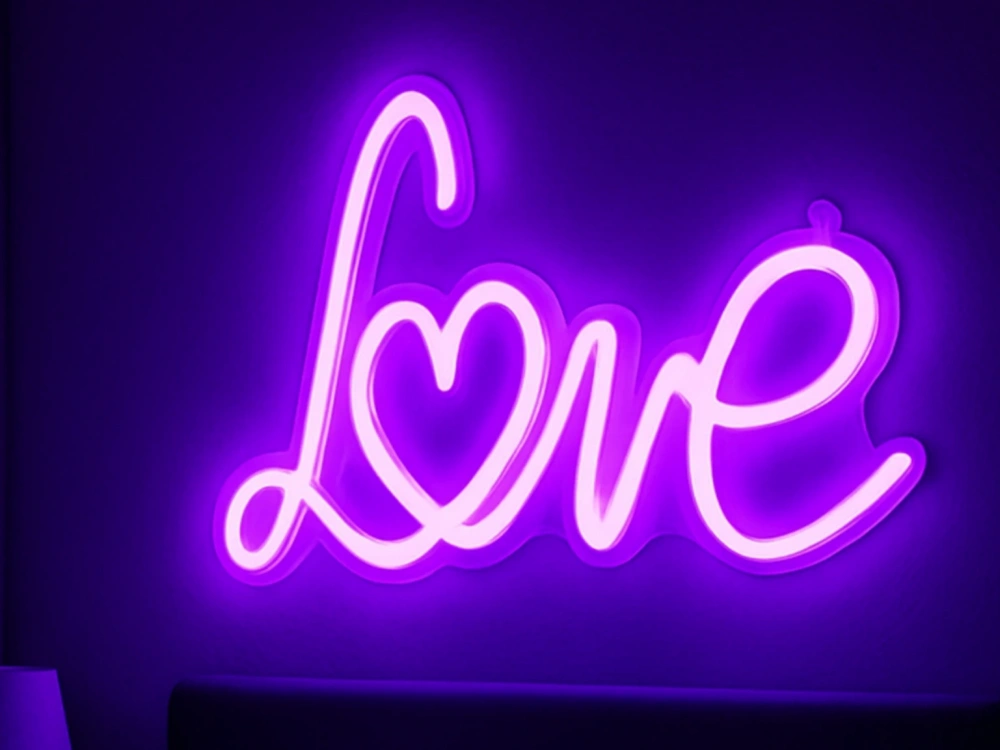 复古潮流光效，点亮夜间经济与网红空间