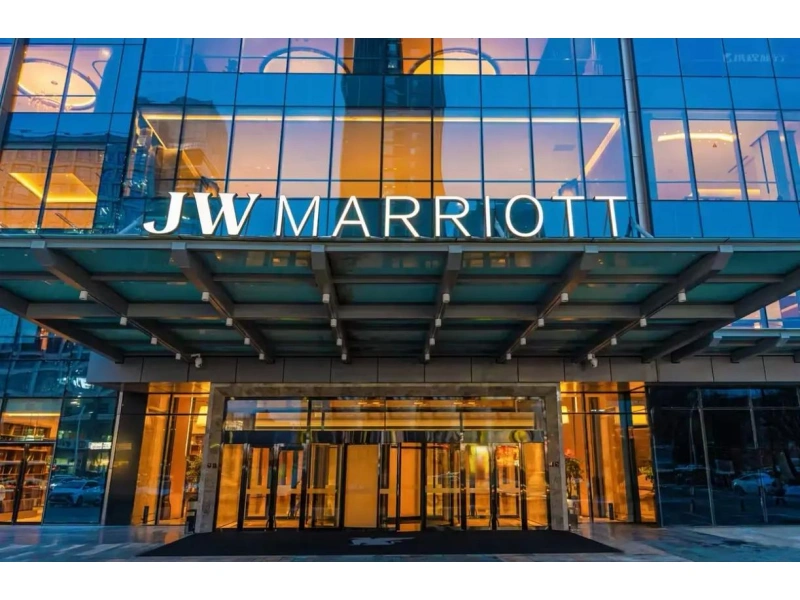 24小时指引，营造入住氛围，提升品牌溢价